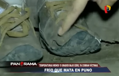 Gespendete Schuhe mit Loch